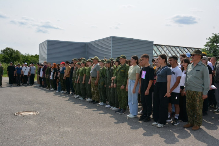 Военно-патриотические сборы для детей 14-17 лет.